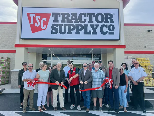 Tractor Supply Ribbon Cutting Odenville! Greater Odenville Chamber of Commerce would like to say "Thank You" to the new Tractor Supply